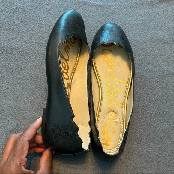 Sam Edelman Finnegan Black Leather Loafers with Scalloped Design Size 10M - Picture 8 of 13